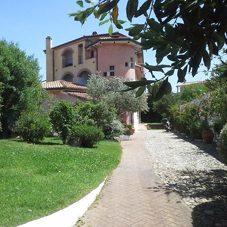 Locanda Tipica Sa Corte Oliena Exteriör bild